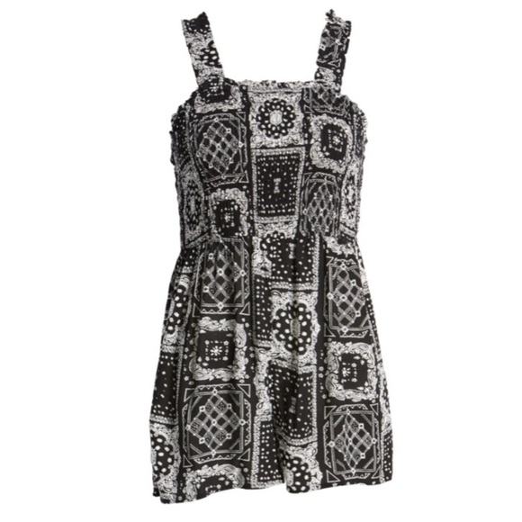 NWOT black bandana print romper size small - Picture 1 of 6